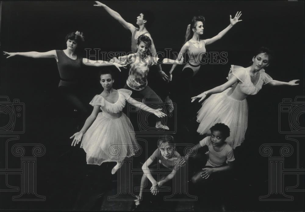 1986 Press Photo Milwaukee High School of Arts students perform recital - Historic Images