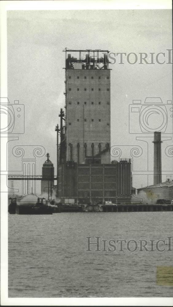 1982 Press Photo Cold Storage Plant at Alabama State Docks in Birmingham - Historic Images