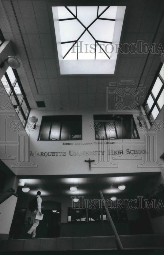 1994 Press Photo New facilities at Marquette University High School - mjb53620 - Historic Images