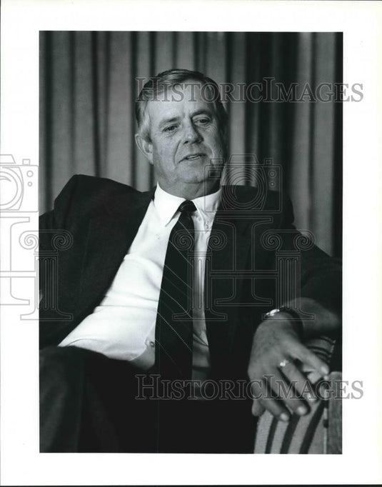 1991 Press Photo Howard "Dan" Paulson of Wisconsin Farm Bureau Federation - Historic Images