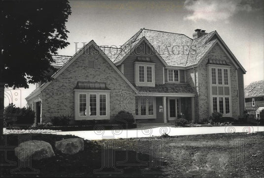 1989 Press Photo Four bedroom 21/2 bath home at Pewaukee Parade site, Wisconsin. - Historic Images