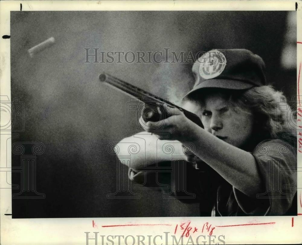 Press Photo Pam Spolarich blasts a clay pigeon at A&A Shooting Club, Nelson Twp - Historic Images