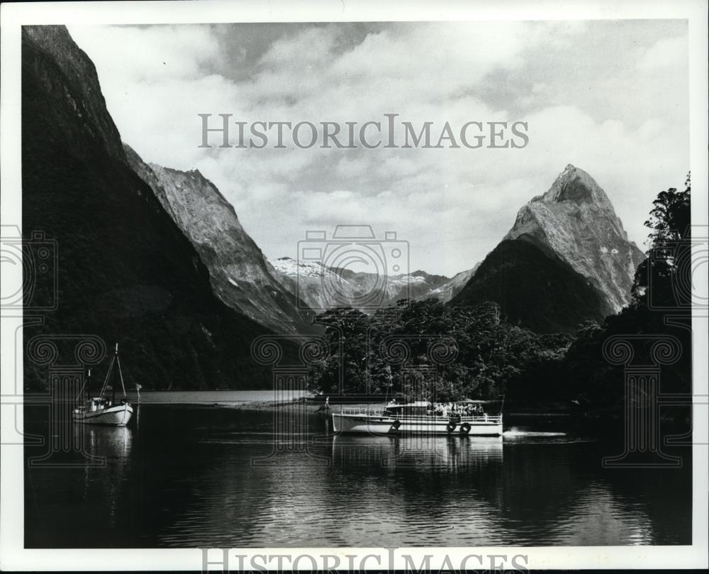 1970 Press Photo Mitre Peak rising over Milford Sound in New Zealand. - Historic Images