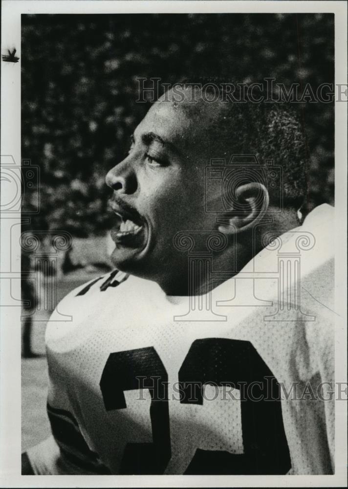 1988 Press Photo Auburn University Football Running Back Brent Fullwood At Game - Historic Images