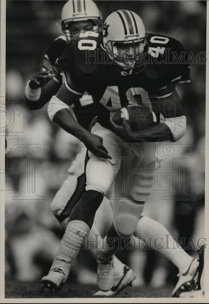 1987 Press Photo Auburn Runs The Football Against Mississippi State Defense - Historic Images