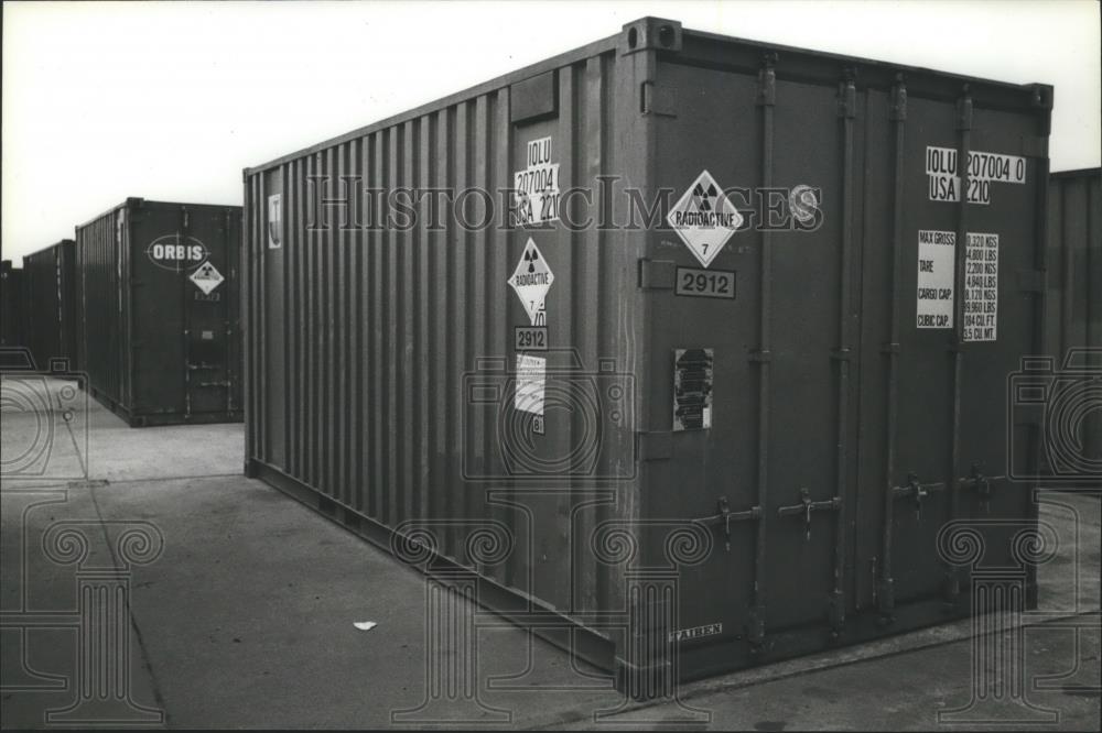 1989 Press Photo Cargo at the Alabama State Docks in Mobile - abna07197 - Historic Images