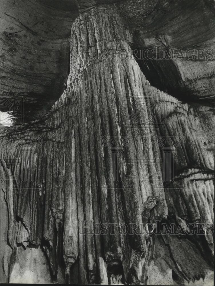 1979 Press Photo Alabama-Rickwood Cavern's illuminated Grand Canyon room. - Historic Images