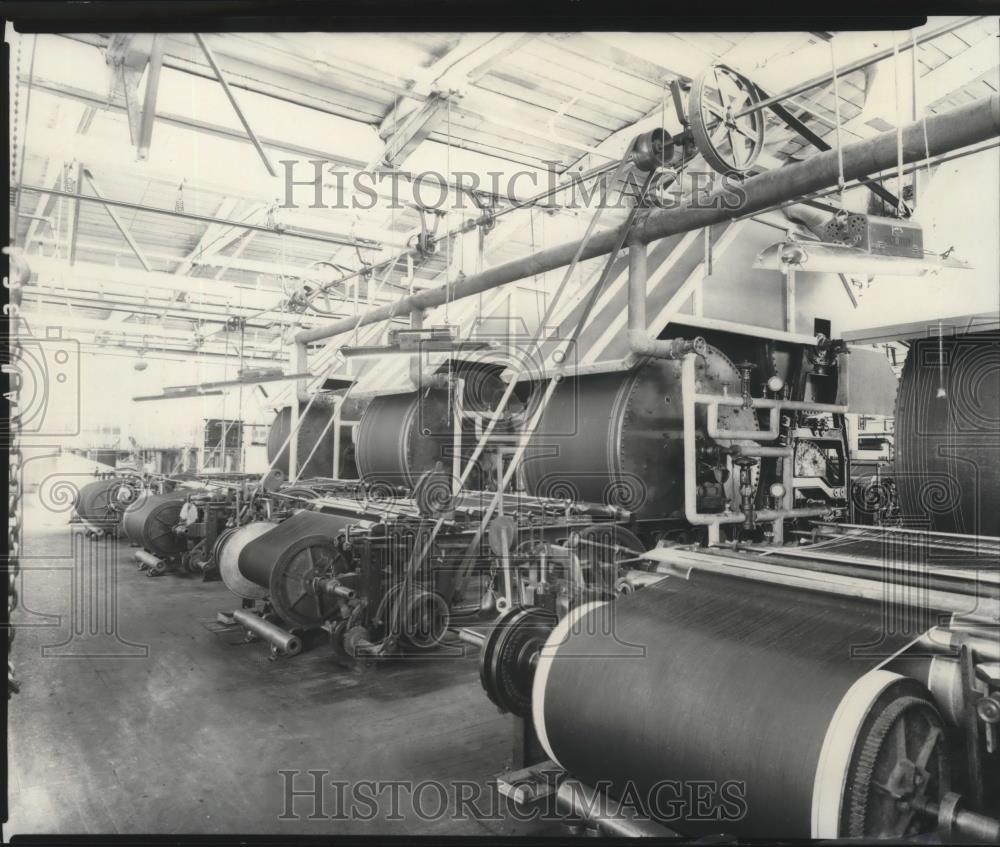 Press Photo Giant Spools at the Avondale Mills in Pell City, Alabama - Historic Images