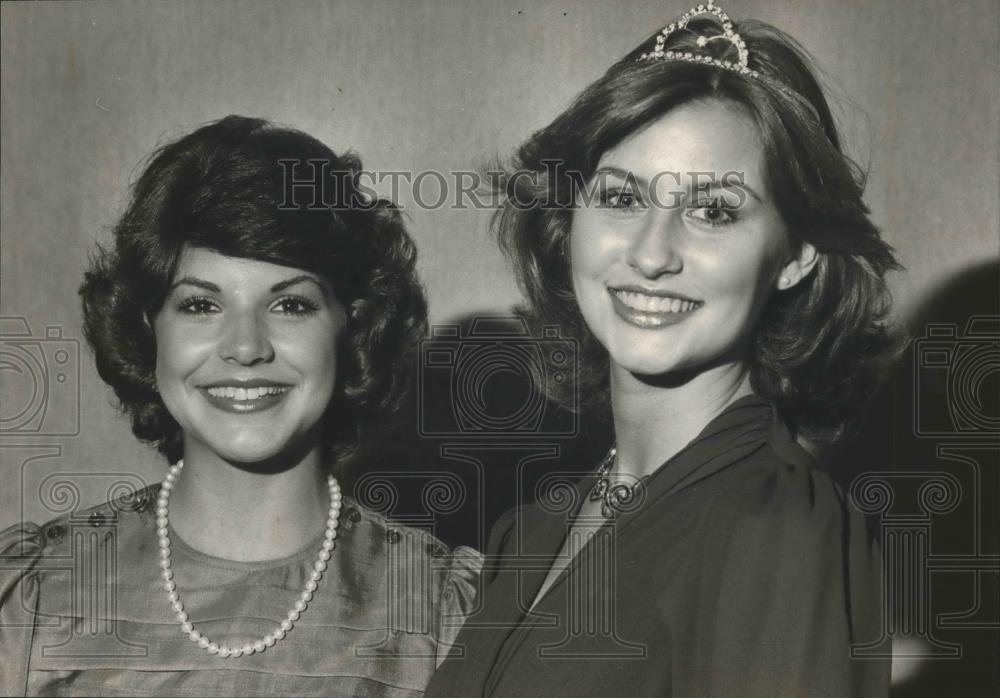 1982 Press Photo Alabama-Jefferson County Maid of Cotton and her 1st alternate. - Historic Images