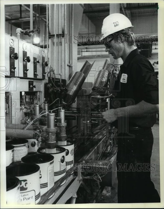 1983 Press Photo PPG Industries, Oak Creek plant's 100th Anniversary - mjb55482 - Historic Images