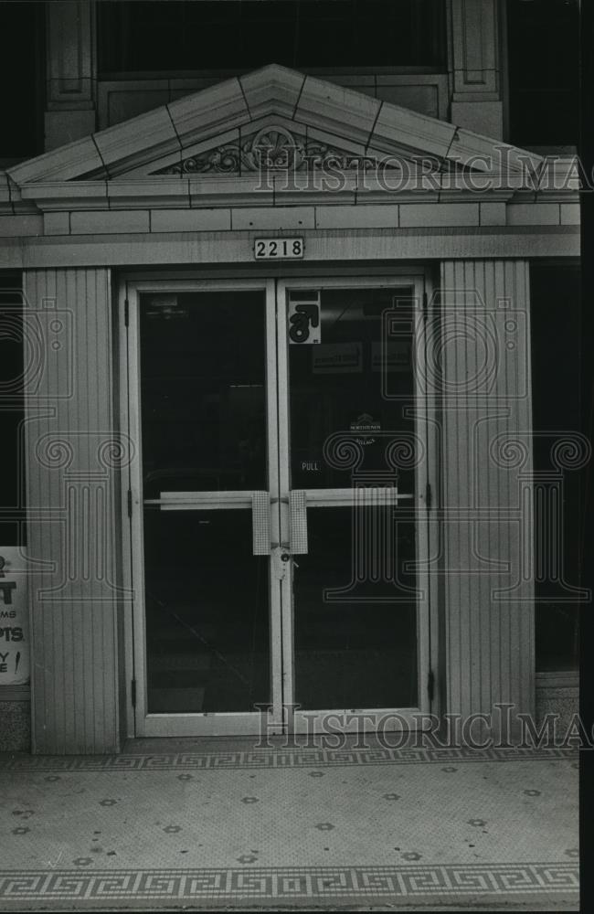 1983 Press Photo Boarded buildings on North 3rd Street, Milwaukee - mjb57279 - Historic Images