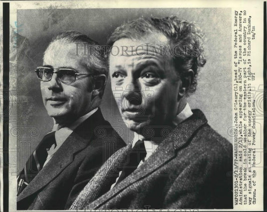 1977 Press Photo Energy and power experts appear on "Issues and Answers" - Historic Images