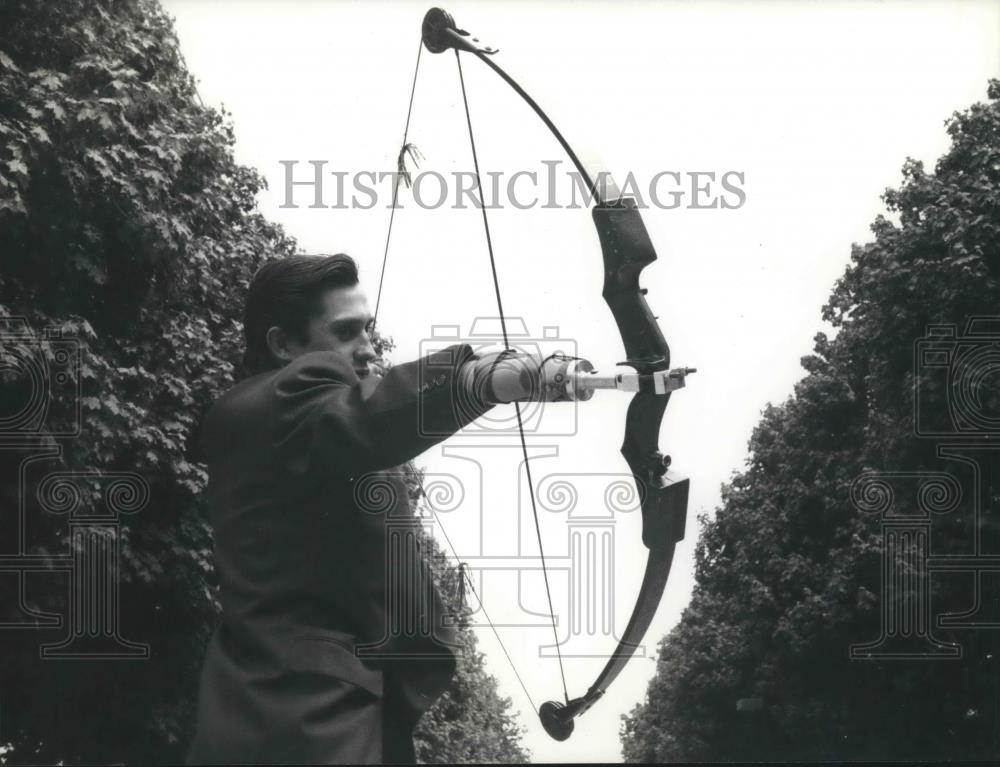 1993 Press Photo Milwaukee School of Engineering Students Design Demonstration - Historic Images