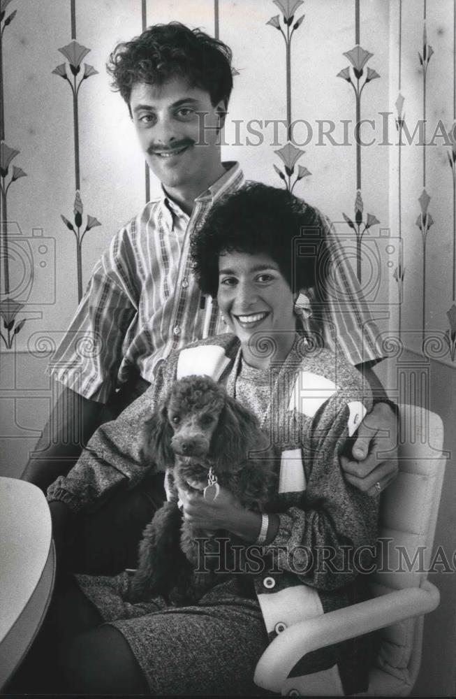 1990 Press Photo Susan and Mark Richheimer Celebrating Anniversary, Milwaukee - Historic Images