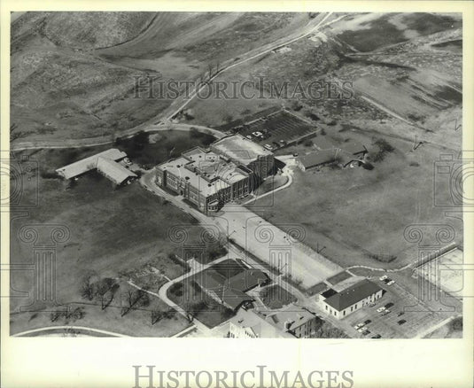 1981 Press Photo Aerial view Children's Home Center Milwaukee County. - Historic Images