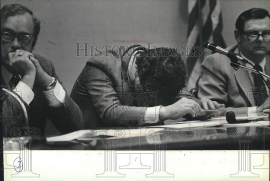 1980 Press Photo Milwaukee Area Technical College Board Members dismissal - Historic Images