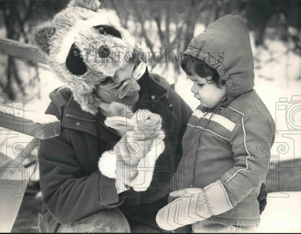 1987 Press Photo All about animal survival at Riveredge Nature Center - Historic Images