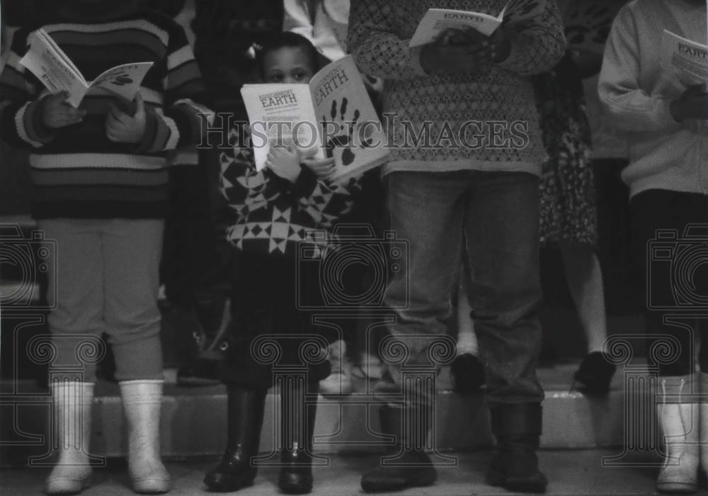 1994 Press Photo African American Children&#39;s Theater members, Milwaukee - Historic Images