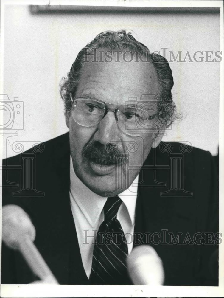 1994 Press Photo Milton S. Padway of River Hills Milwaukee passed away age 76 - Historic Images