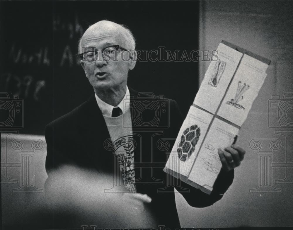 1984 Press Photo Francis Hole, Author and Lecturer, University of Madison - Historic Images