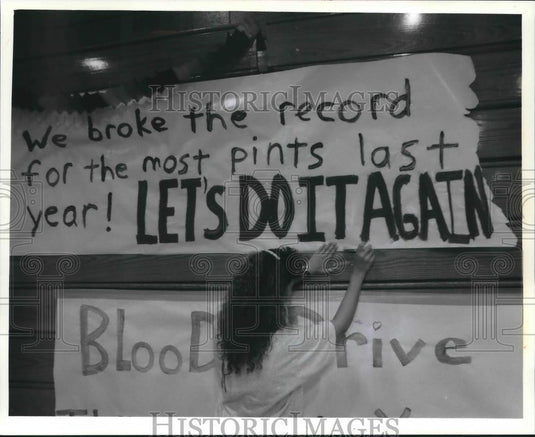 1993 Press Photo Blood Drive at Hartford Union High School in Wisconsin - Historic Images