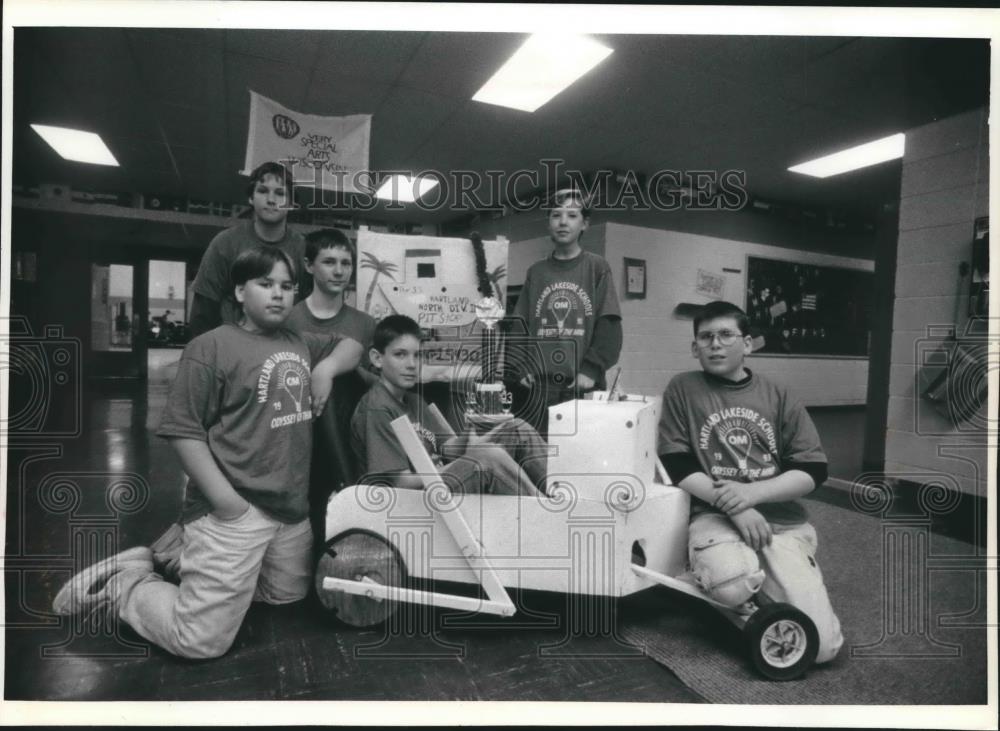 1993 Press Photo Hartland, Wisconsin students to compete in Odyssey of the Mind - Historic Images