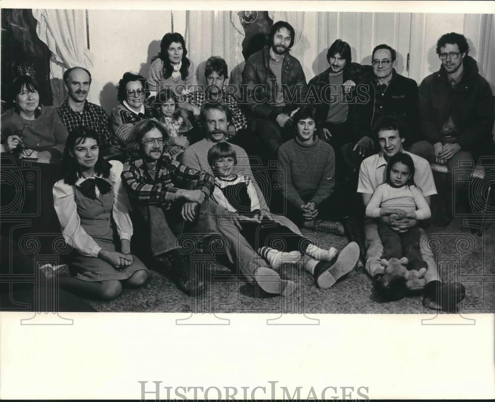 1984 Press Photo Milwaukee Brewers Hill, owners group held their annual meeting. - Historic Images