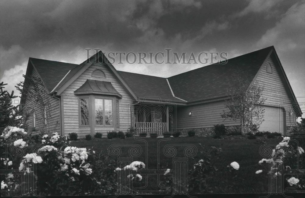 1990 Press Photo Demlang Builders, The Ridgewood Home, Brook Hollow, Germantown - Historic Images