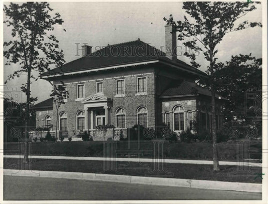1986 Press Photo Symphony Show House on North Lake Drive in Milwaukee - Historic Images