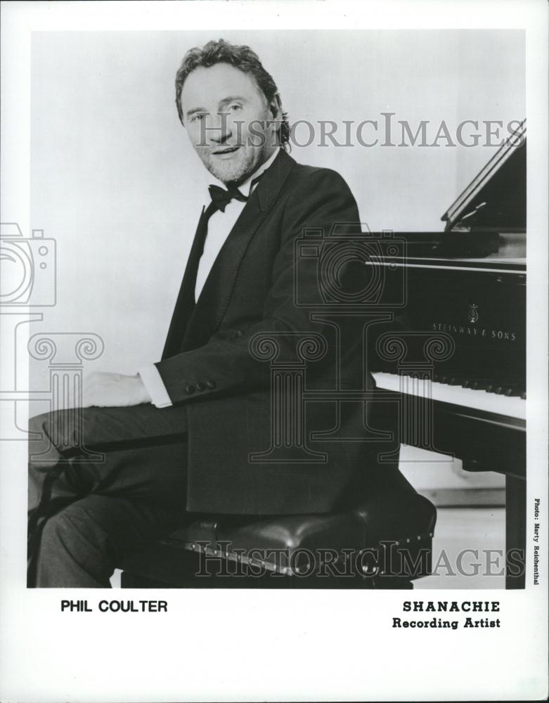 1995 Press Photo Phil Coulter Musician Pianist Arranger - RRV14259 - Historic Images