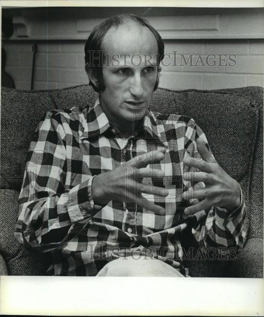 1981 Press Photo Francois Duquesne of Findhorn, Scotland - mja95040 - Historic Images
