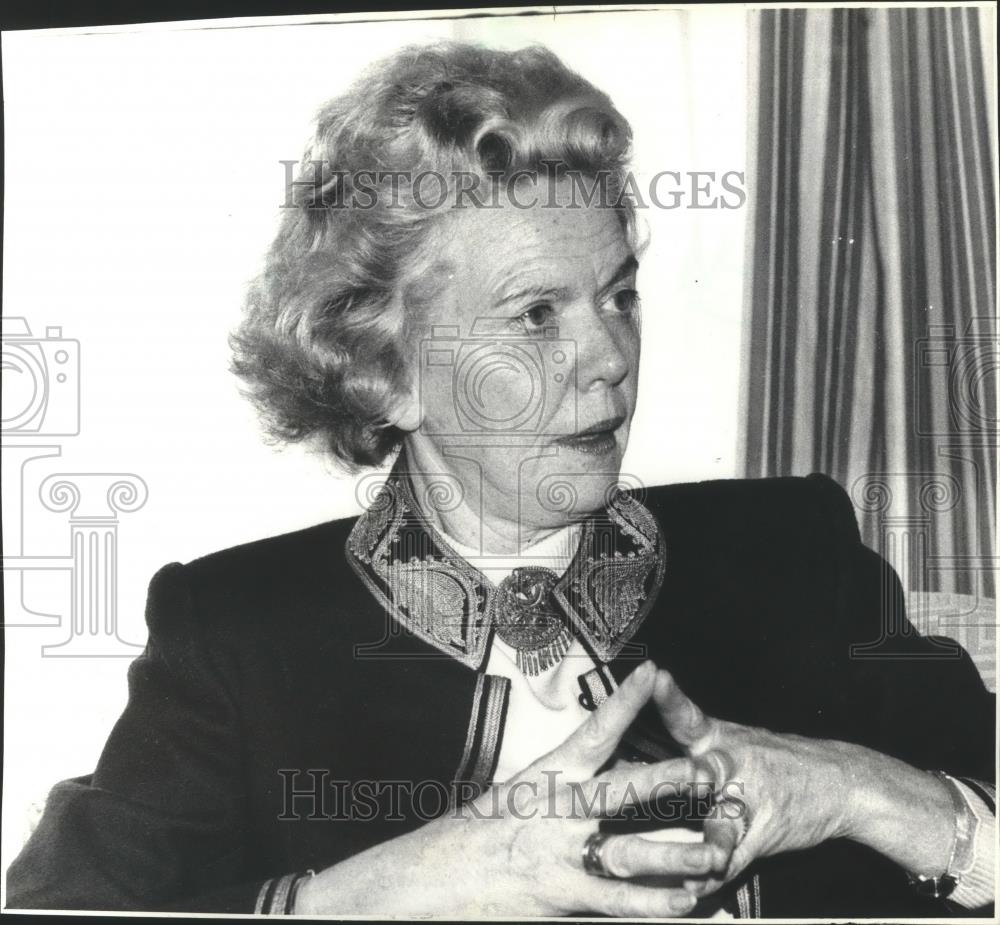 1982 Press Photo US-born Margaret Papandreou, wife of Greece&#39;s 1st Socialist PM - Historic Images