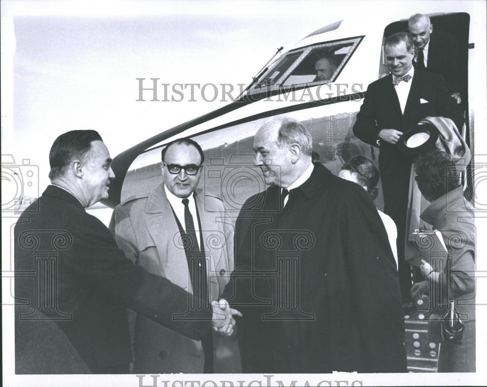 1965 Press Photo Sec State Rusk Metro Airport Arrival - RRV36225 - Historic Images