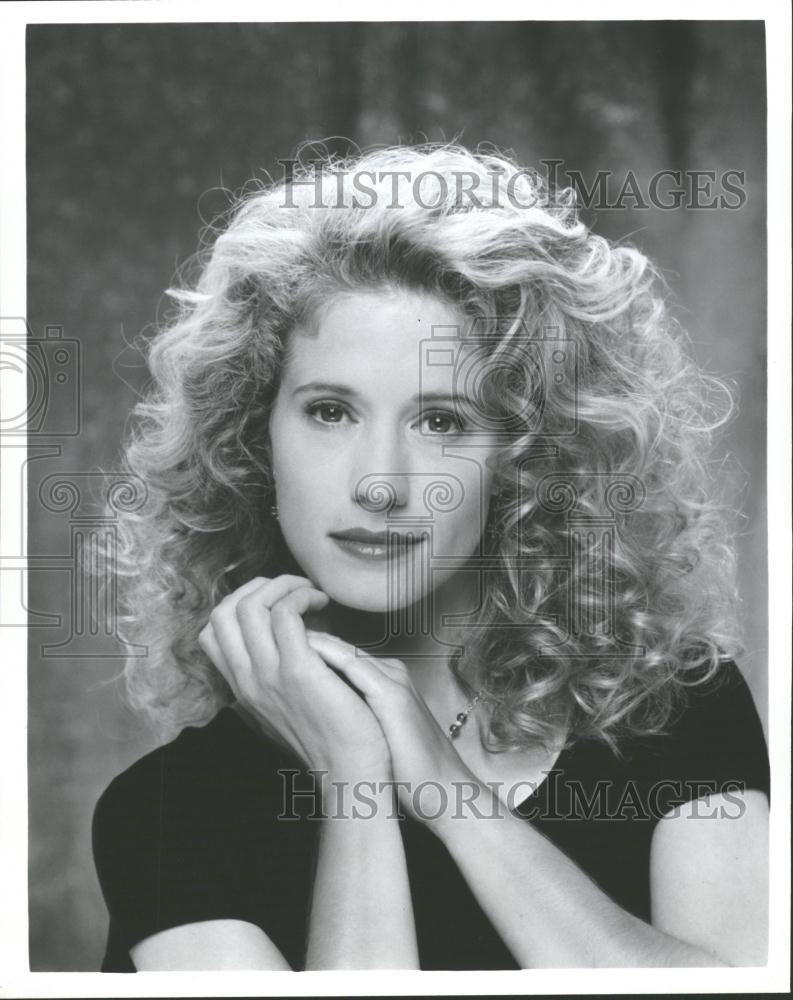 2001 Press Photo Actress Nancy Travis - RRV35247 - Historic Images