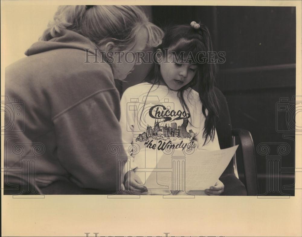 1994 Press Photo Indians University Sophomore Laurie - RRV39967 - Historic Images