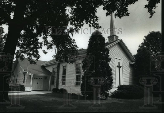 1993 Press Photo Ottawau Presbyterian's former Reverand Ronald Clayton's house - Historic Images