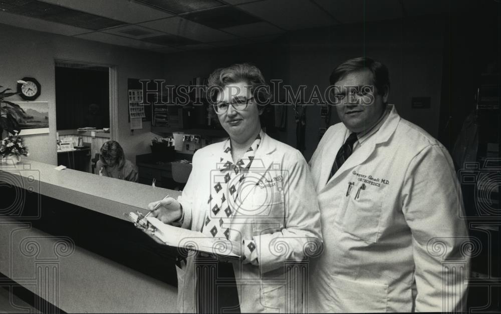 1991 Press Photo Joan (cardiologist) and Greg Gnadt (orthopedic surgeon) - Historic Images