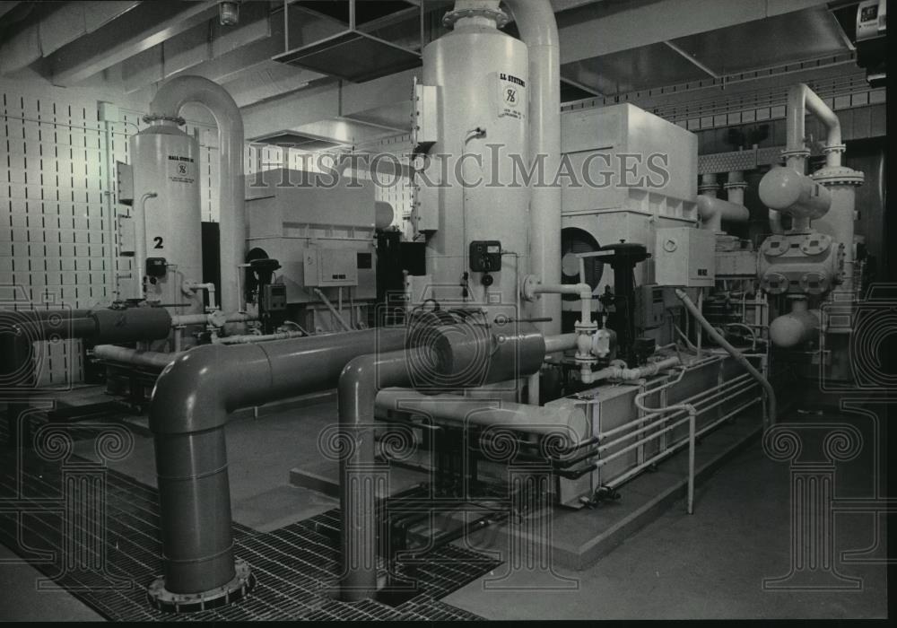 1986 Press Photo These units transform landfill methane gas to electricity - Historic Images