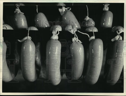 1986 Press Photo Harold Dohr's sausage keeps his customers coming back - Historic Images