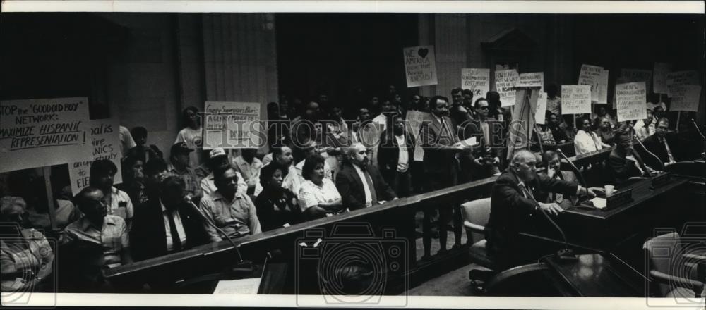 1991 Press Photo Demonstrators at County Board meeting in Milwaukee - mja97843 - Historic Images