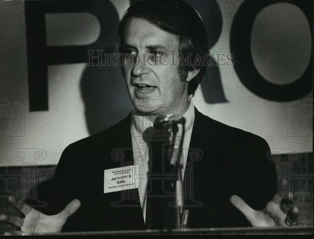 1980 Press Photo Anthony S. Earl former secretary of Dept. of Natural Resources. - Historic Images