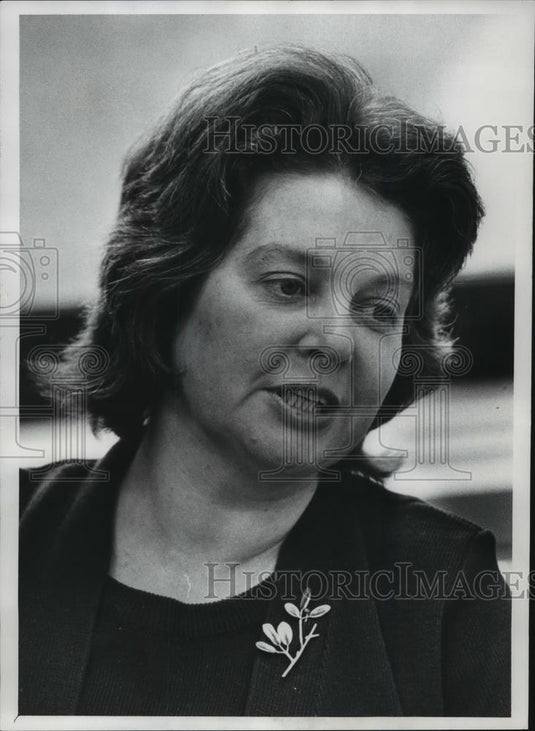 1976 Press Photo Janet Egleson Dunleavy University of Wisconsin- Milwaukee Prof. - Historic Images