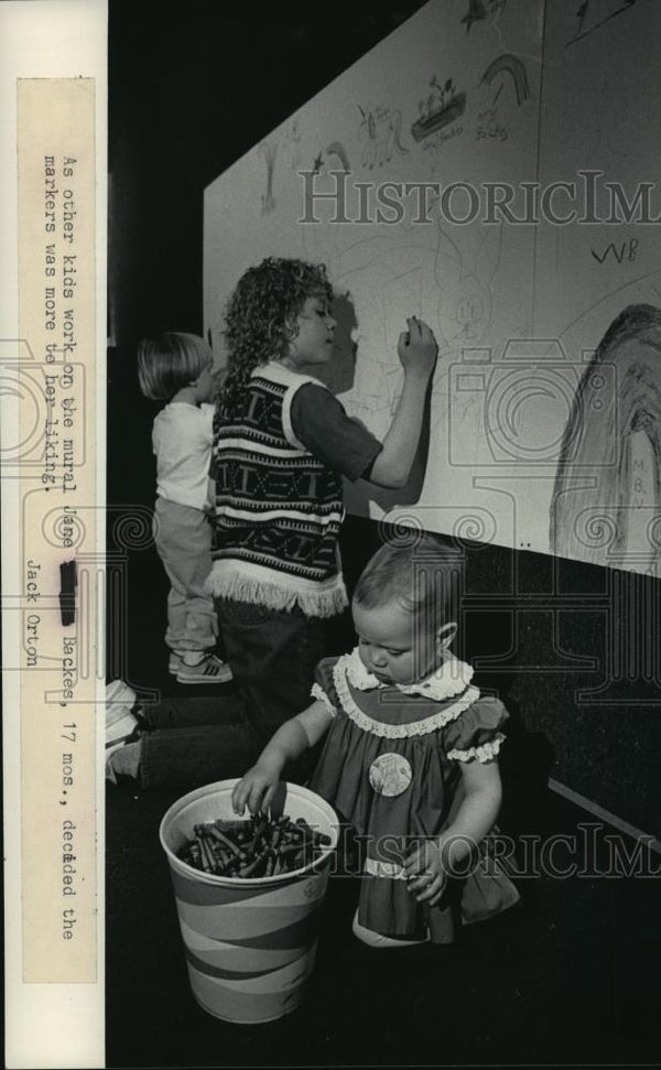 Jane Backes helps to draw a mural at the Milwaukee Art Museum, 1984 ...