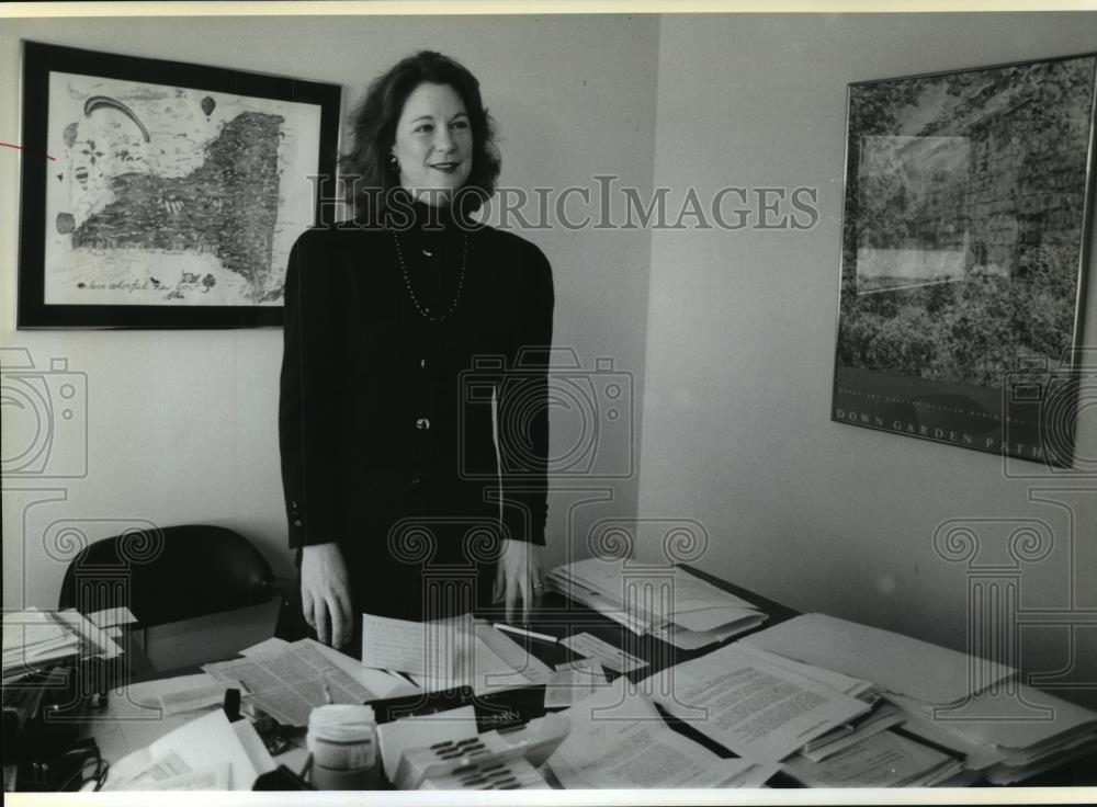 1993 Press Photo Susan Eisenhower, director of the Center for Post-Soviet Study - Historic Images