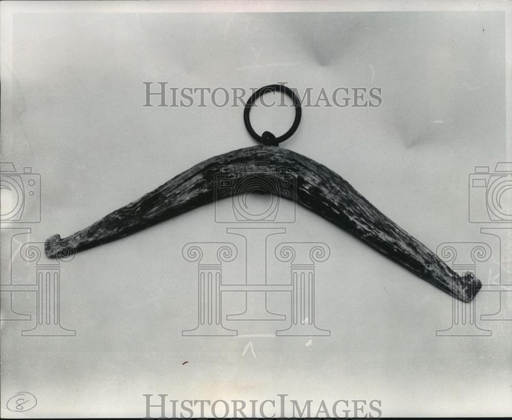 Press Photo Gambrel, used for supporting hog carcasses, Old World Wisconsin - Historic Images