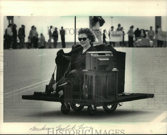 1987 Press Photo Milwaukee Art Museum "modern Mobile Living" winning entry. - Historic Images