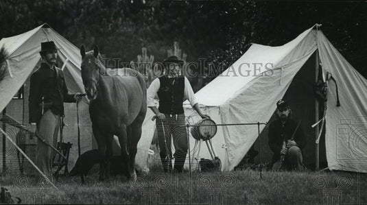 1982 Press Photo Enactment of a Civil War Encampment, Old World Wisconsin Museum - Historic Images