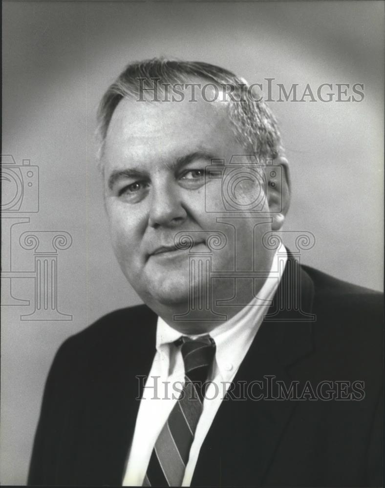 1990 Press Photo President and CEO of ABB Electric Daniel Elwing, Wisconsin - Historic Images