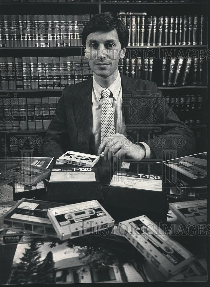1987 Press Photo Prosecutor Stephen J. Liccione with evidence tapes - mjb05917 - Historic Images