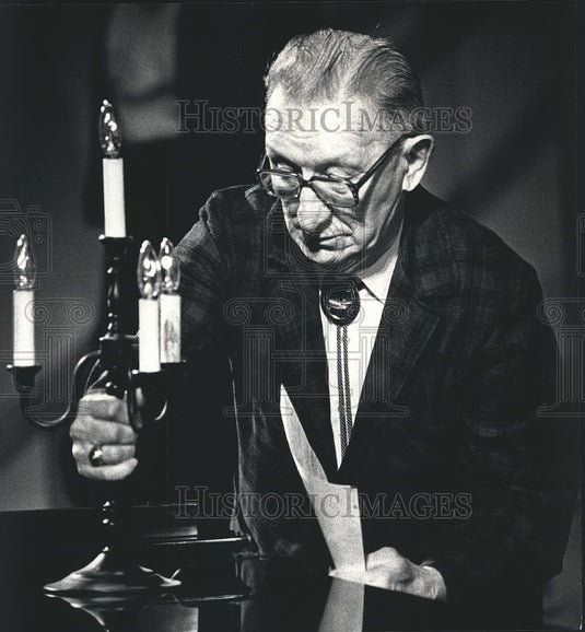 1987 Press Photo Joey Zingsheim at a memorial service for Liberace in Milwaukee - Historic Images